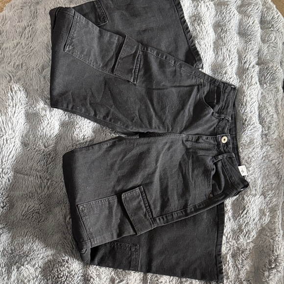 Black Cargo Pants - Picture 1 of 3